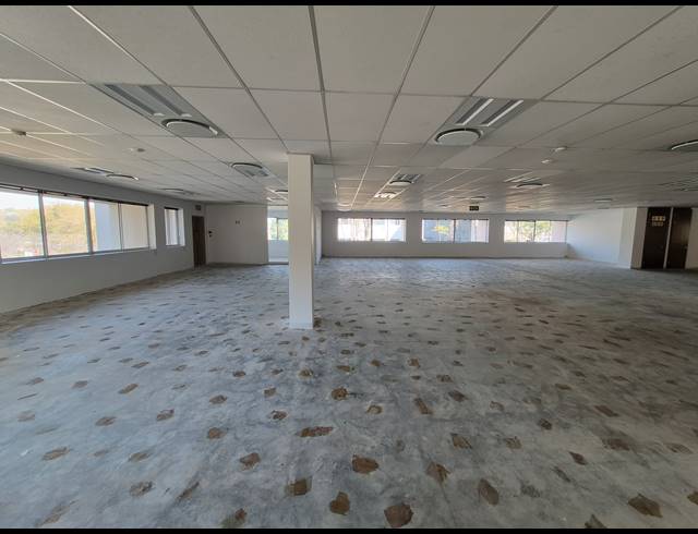 686M² OFFICE TO LET IN WOODMEAD